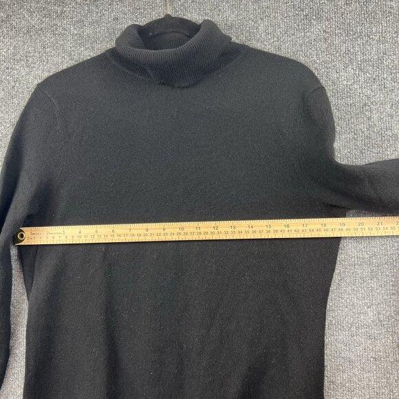 Lord & Taylor 100% Cashmere Black Turtleneck Sweater Women’s Size L - Picture 4 of 5
